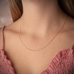 cadena de oro mujer fina