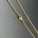 cadena de oro mujer fina
