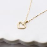 colgante corazon oro