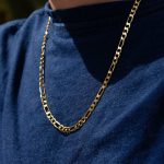 colgante de oro hombre