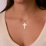 collar cruz oro