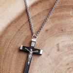 collar de cruz