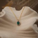 collar de esmeralda