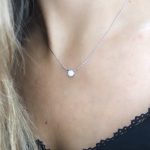 collar de oro blanco