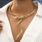 collar de serpiente