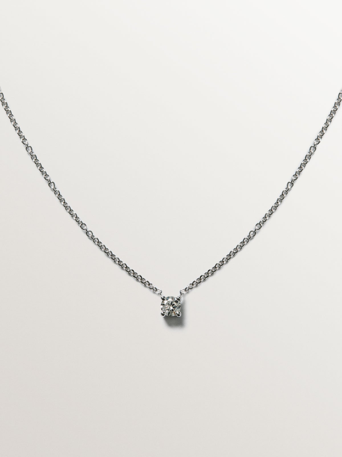 collar-diamante-solitario-495qfs-1.jpg collar diamante solitario - Imagen 1
