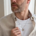 collar personalizado hombre