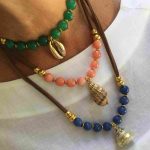 collar piedras colores
