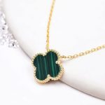 collar trebol
