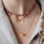 collares de piedras