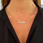 gargantilla con nombre
