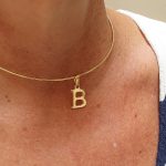 gargantillas de moda pegadas al cuello