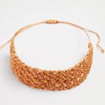 gargantillas de moda pegadas al cuello