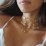 gargantillas de moda pegadas al cuello