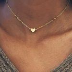 gargantillas de moda pegadas al cuello